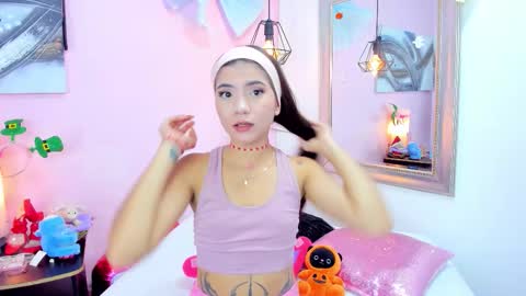 Snapshot of emmaa_sandoval chatting on 03/17/26, 09:29 Emma online show from 03/17/26, 09:29