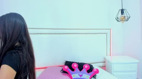 Snapshot of emmaa_sandoval chatting on 04/07/26, 07:58 Emma online show from 04/07/26, 07:58