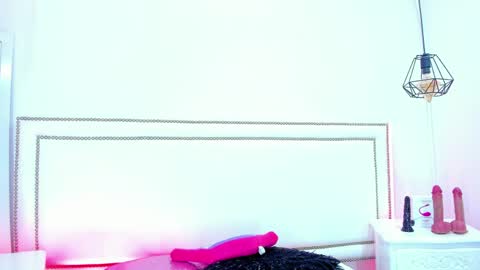 Snapshot of emmaa_sandoval chatting on 04/24/26, 10:45 Emma online show from 04/24/26, 10:45