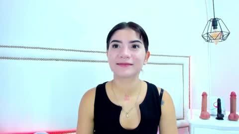 Snapshot of emmaa_sandoval chatting on 05/31/26, 04:03 Emma online show from 05/31/26, 04:03