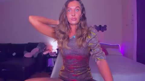 Emma online show from 09/16/25, 12:06