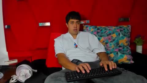 EmmaAndDemon online show from 02/03/26, 06:24