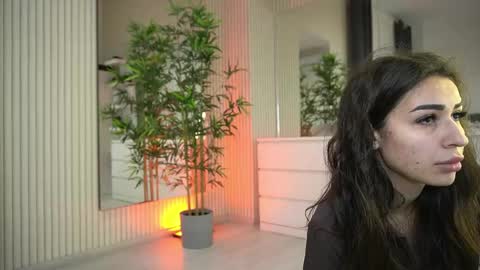 Snapshot of emmablanco chatting on 03/24/26, 06:07 emmablanco online show from 03/24/26, 06:07