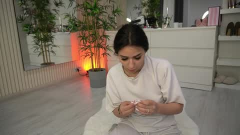 Snapshot of emmablanco chatting on 04/07/26, 04:13 emmablanco online show from 04/07/26, 04:13