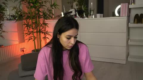 Snapshot of emmablanco chatting on 04/08/26, 05:18 emmablanco online show from 04/08/26, 05:18