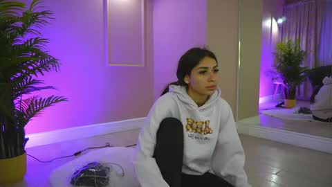 Snapshot of emmablanco chatting on 04/27/26, 05:16 emmablanco online show from 04/27/26, 05:16