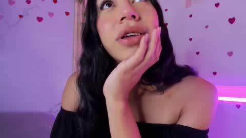 Snapshot of emmaclark_1 chatting on 09/10/25, 08:42 emmaclark_1 online show from 09/10/25, 08:42