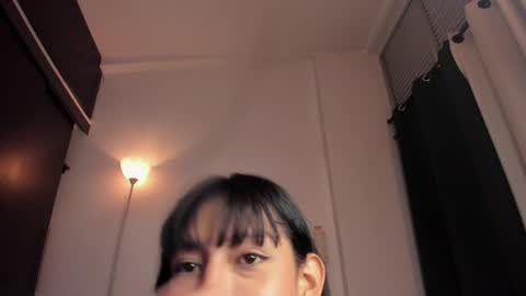 Snapshot of emmaclark_1 chatting on 05/27/26, 01:57 emmaclark_1 online show from 05/27/26, 01:57
