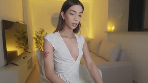 Snapshot of emmacorrea chatting on 12/04/25, 03:16 Emma voger online show from 12/04/25, 03:16