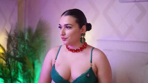 Snapshot of emmadallas chatting on 03/15/26, 06:14 Emma online show from 03/15/26, 06:14