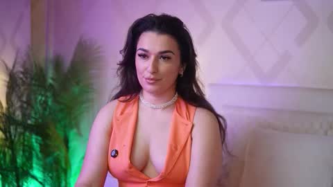 Snapshot of emmadallas chatting on 03/17/26, 07:28 Emma online show from 03/17/26, 07:28