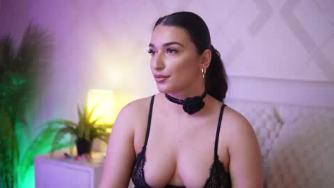 Snapshot of emmadallas chatting on 03/29/26, 07:14 Emma online show from 03/29/26, 07:14