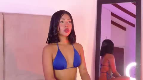 Snapshot of emmadalton chatting on 02/26/26, 04:50 E M M A online show from 02/26/26, 04:50