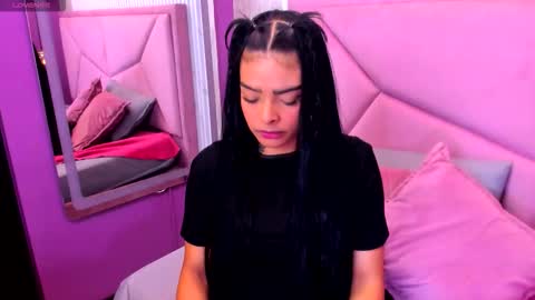 emmaebony_ online show from 11/15/25, 10:12