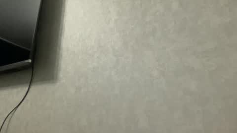 Snapshot of emmafreez chatting on 10/29/25, 07:15 emmafreez online show from 10/29/25, 07:15