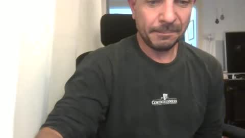 Ariel online show from 12/26/24, 09:15