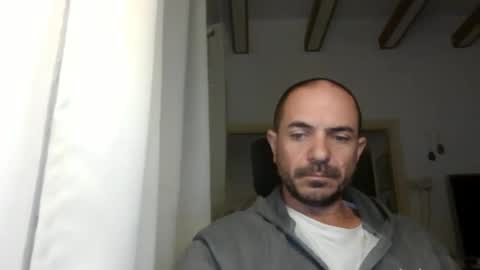 Snapshot of emmagold123 chatting on 01/07/25, 04:50 Ariel online show from 01/07/25, 04:50