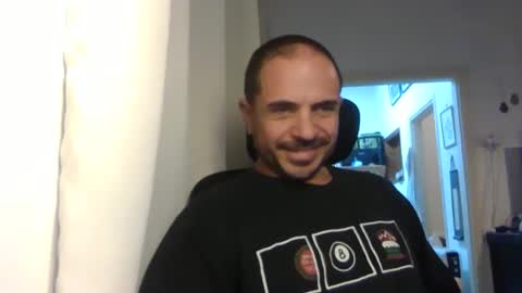 Snapshot of emmagold123 chatting on 02/12/25, 07:45 Ariel online show from 02/12/25, 07:45