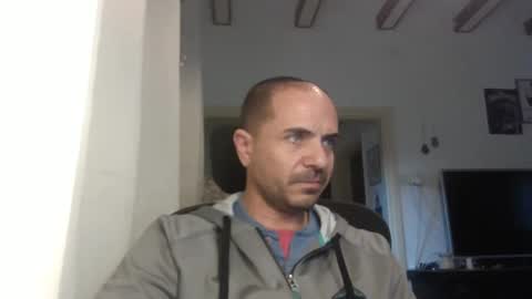 Ariel online show from 03/07/25, 11:18