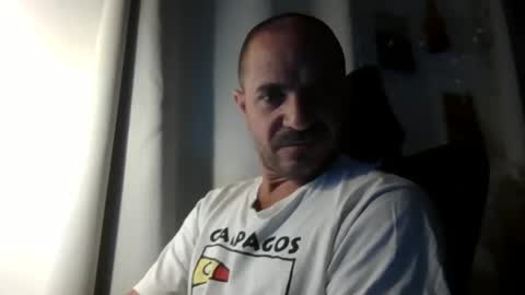 Snapshot of emmagold123 chatting on 10/19/25, 04:24 Ariel online show from 10/19/25, 04:24