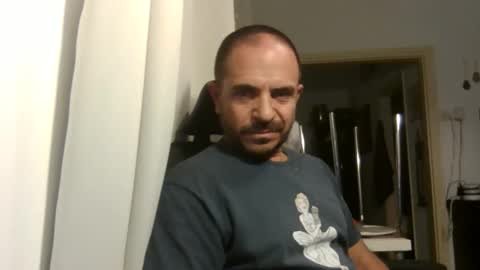 Ariel online show from 10/29/25, 08:54