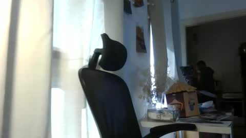 Snapshot of emmagold123 chatting on 03/07/26, 07:38 Ariel online show from 03/07/26, 07:38