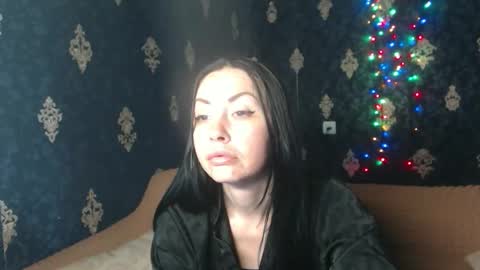 EmmaGoldX online show from 05/18/26, 09:26
