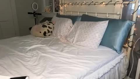 emmagray01 online show from 12/29/24, 01:38