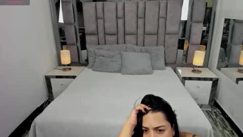 EMMA HILL online show from 02/23/26, 11:07