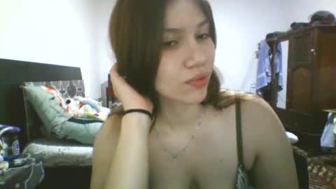 Snapshot of emmahot7777 chatting on 02/15/26, 10:14 emmahot7777 online show from 02/15/26, 10:14