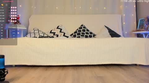 emmahotvibe online show from 01/01/25, 07:20