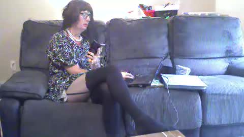 Snapshot of emmajanee chatting on 03/26/26, 08:47 Emma online show from 03/26/26, 08:47