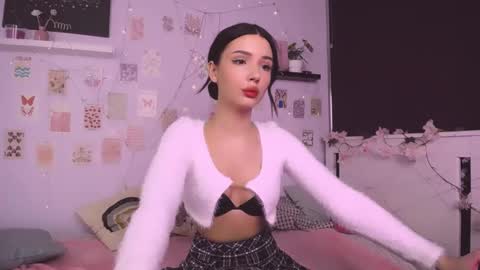 Emma online show from 01/26/25, 03:06