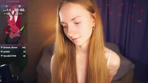 Snapshot of emmalaflame chatting on 03/07/25, 03:08 Emma day Wendy night online show from 03/07/25, 03:08