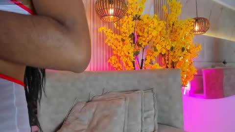 emmalove01 online show from 04/16/26, 03:18