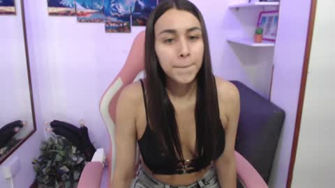 Emma  online show from 02/06/25, 10:21