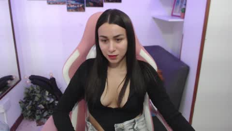 Emma  online show from 02/11/25, 10:28