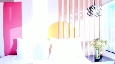 emmanaughty_ online show from 10/24/25, 09:44