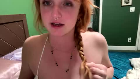 emmarouge20 online show from 03/02/26, 08:32