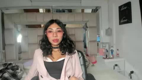 Emma online show from 03/04/26, 05:13