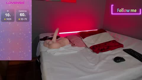 Snapshot of emmasmith06 chatting on 12/06/24, 06:28 Emma online show from 12/06/24, 06:28