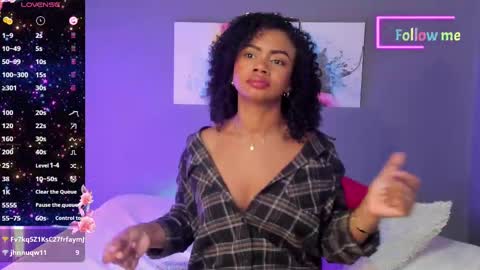 Snapshot of emmasmith06 chatting on 03/11/25, 08:53 Emma online show from 03/11/25, 08:53