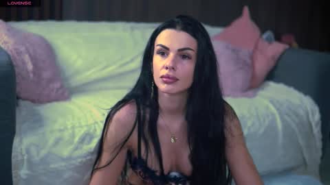 Emma online show from 01/09/26, 07:26