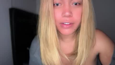 YourDreamGirl Emma  online show from 03/08/26, 09:40