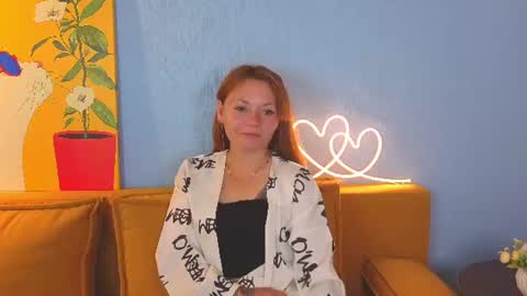 Snapshot of emmawells_s chatting on 06/22/26, 01:40 emmawells_s online show from 06/22/26, 01:40