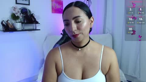 Emmi Cam online show from 05/29/26, 01:09