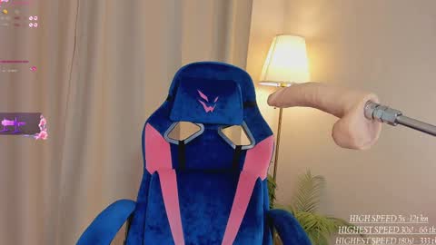 Emmi online show from 03/10/25, 03:34