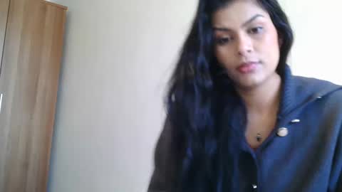 emmie online show from 12/09/24, 10:43