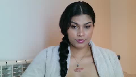 emmie online show from 01/09/25, 12:41