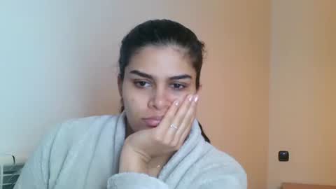 emmie online show from 11/20/25, 09:09